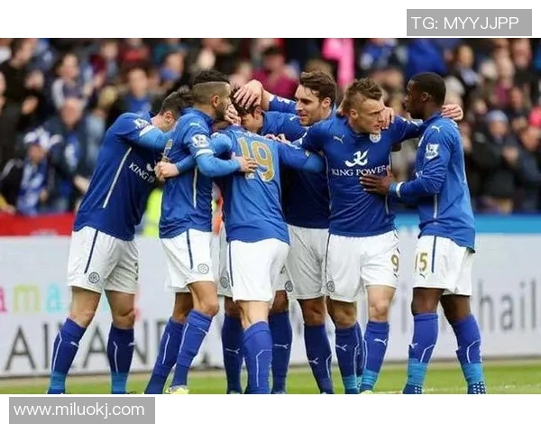 法乙联赛沙托鲁迎战洛里昂争夺关键三分的激烈对决